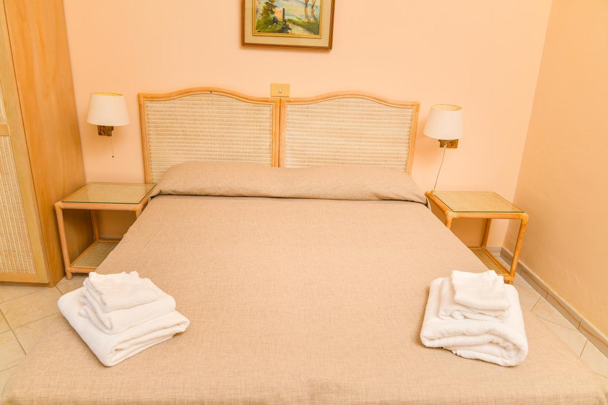 Hotel Maremonti Forio di Ischia Pokoj fotografie